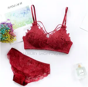 Women's Red Floral Lace Bra Panty Set - Elegant Lingerie Set