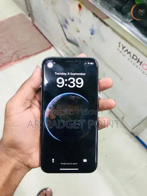 অ্যাপল আইফোন এক্স ৬৪ জিবি হোয়াইট