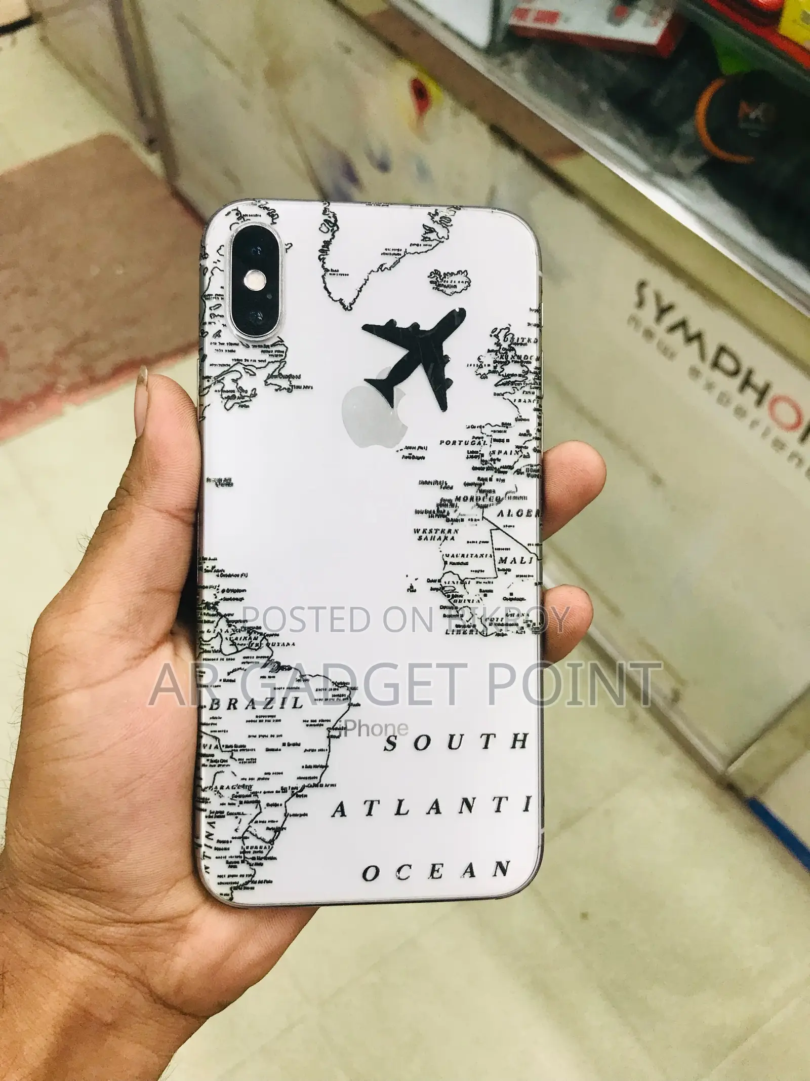 অ্যাপল আইফোন এক্স ৬৪ জিবি হোয়াইট