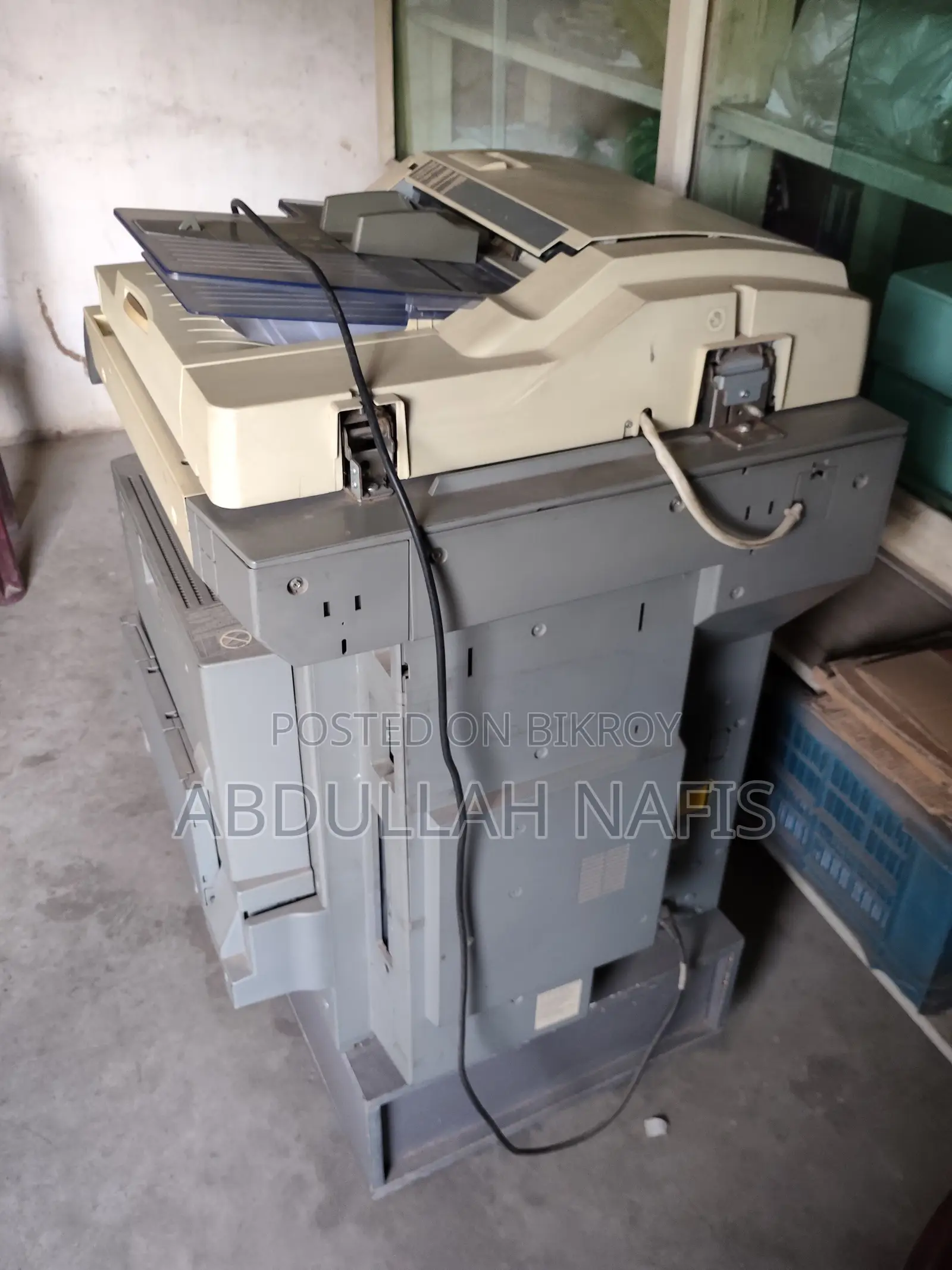 Toshiba E-Studio 282 Photocopier Machine (Used)