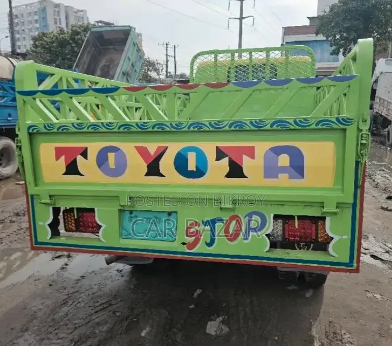 Toyota Pickup Single Cabin 2005