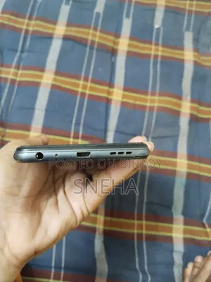 Vivo Y20G 128 GB Blue