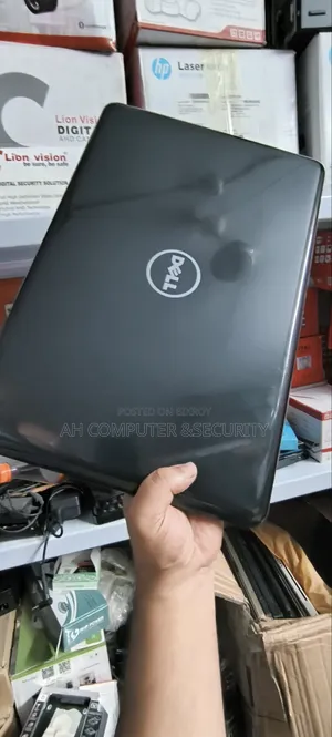 Laptop Dell Inspiron 15 8GB Intel Core I7 SSHD (Hybrid) 1T