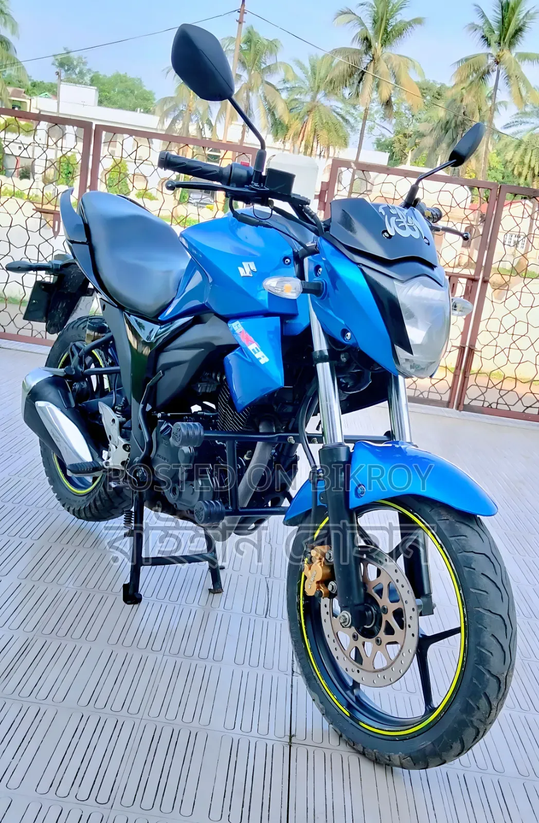 সুজুকি জিক্সার ২০২০ নীল