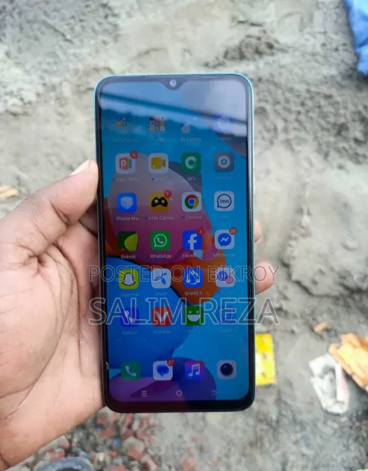 Tecno Spark Go 64 GB Blue