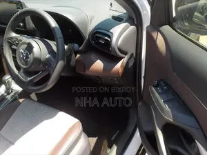 Toyota Yaris Cross 1.5 Hybrid AWD 2021 Pearl
