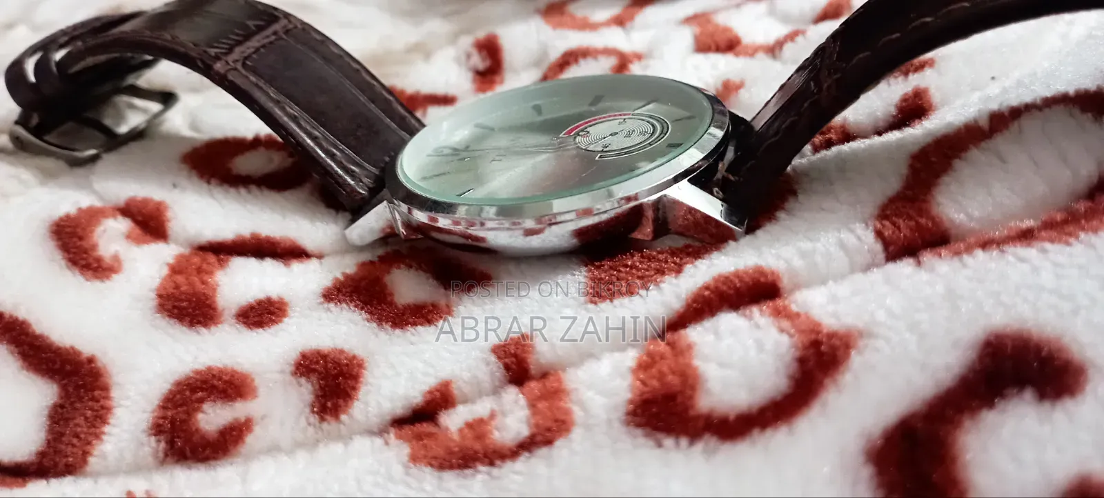 Battery needs to be changed and only the watch will be received without a box