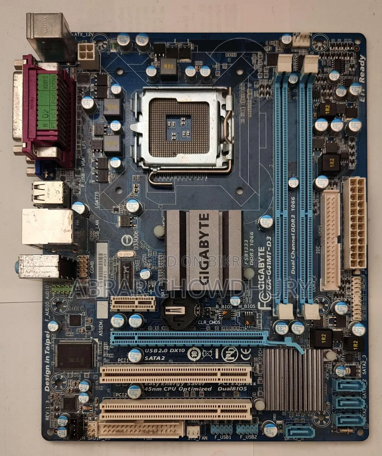 Intel Pentium E5500, Motherboard: G41mt-D3, RAM: ADATA 4GB DDR3 1600MHz Combo