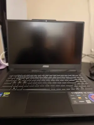 Laptop MSI Cyborg 15 16GB Intel Core I7 SSD 512GB