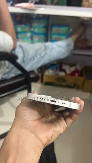 Apple iPhone 13 128 GB White