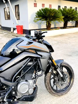CFMoto 250NK 2025 Gray