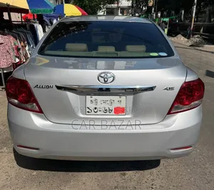 টয়োটা অ্যালিওন ২০১৩ সিলভার