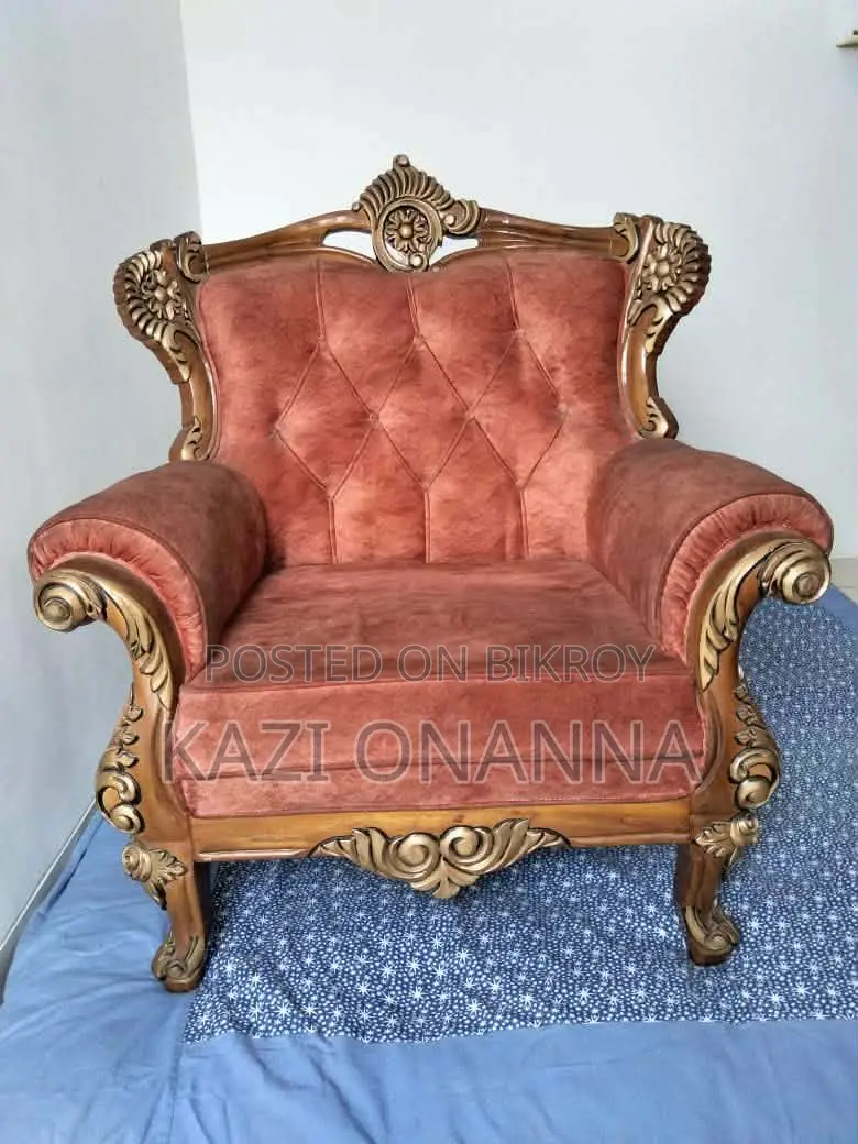 Luxury Antique Wooden Sofa Chair | Heavy Carved Design