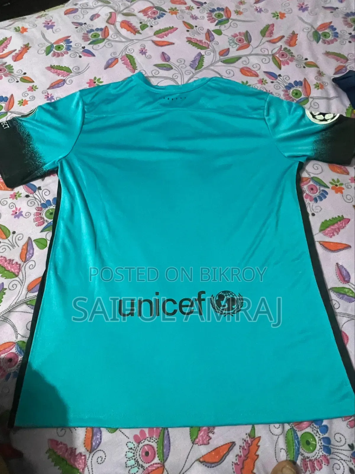 বিক্রির জন্য জার্সি