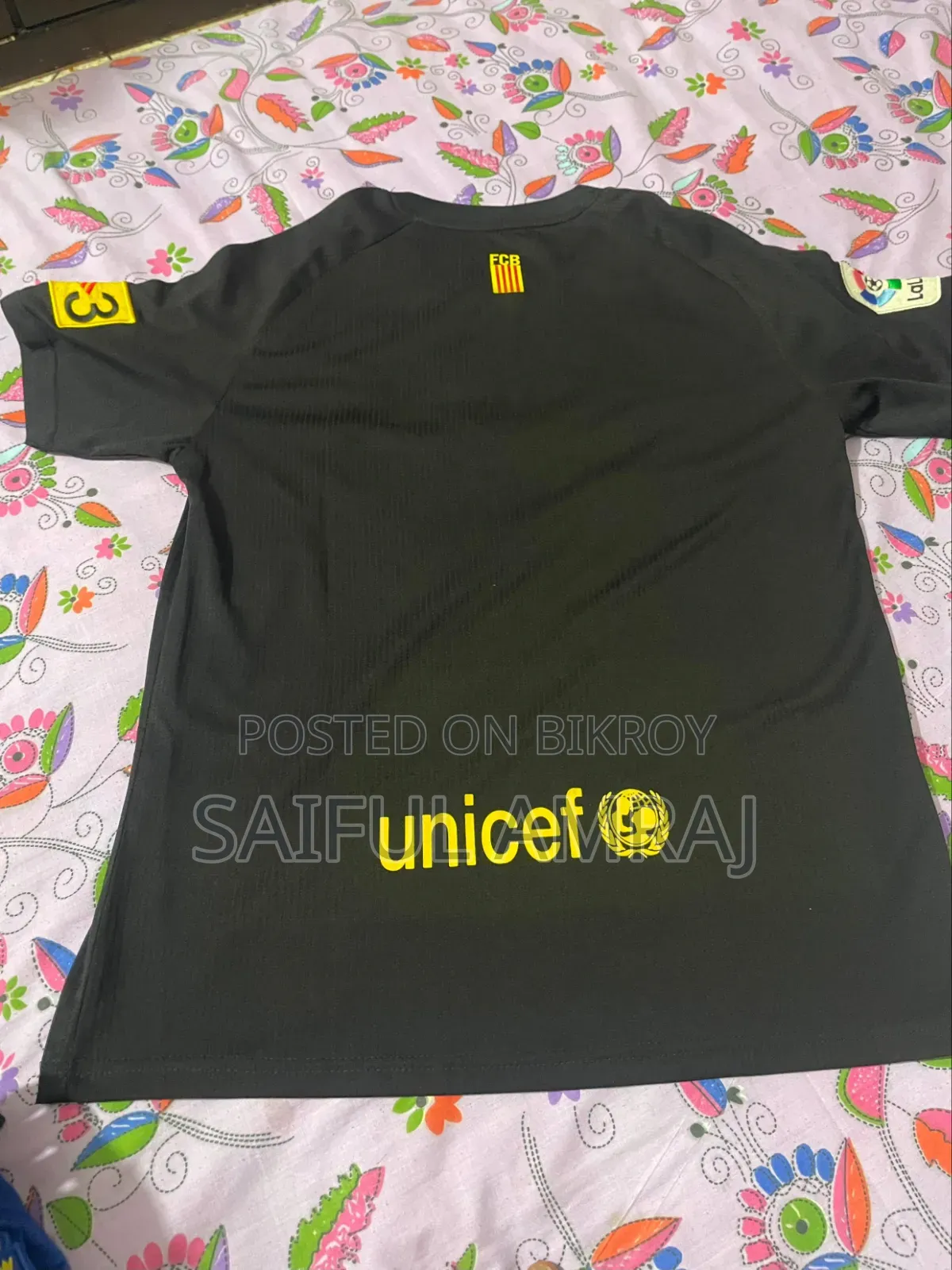 বিক্রির জন্য জার্সি