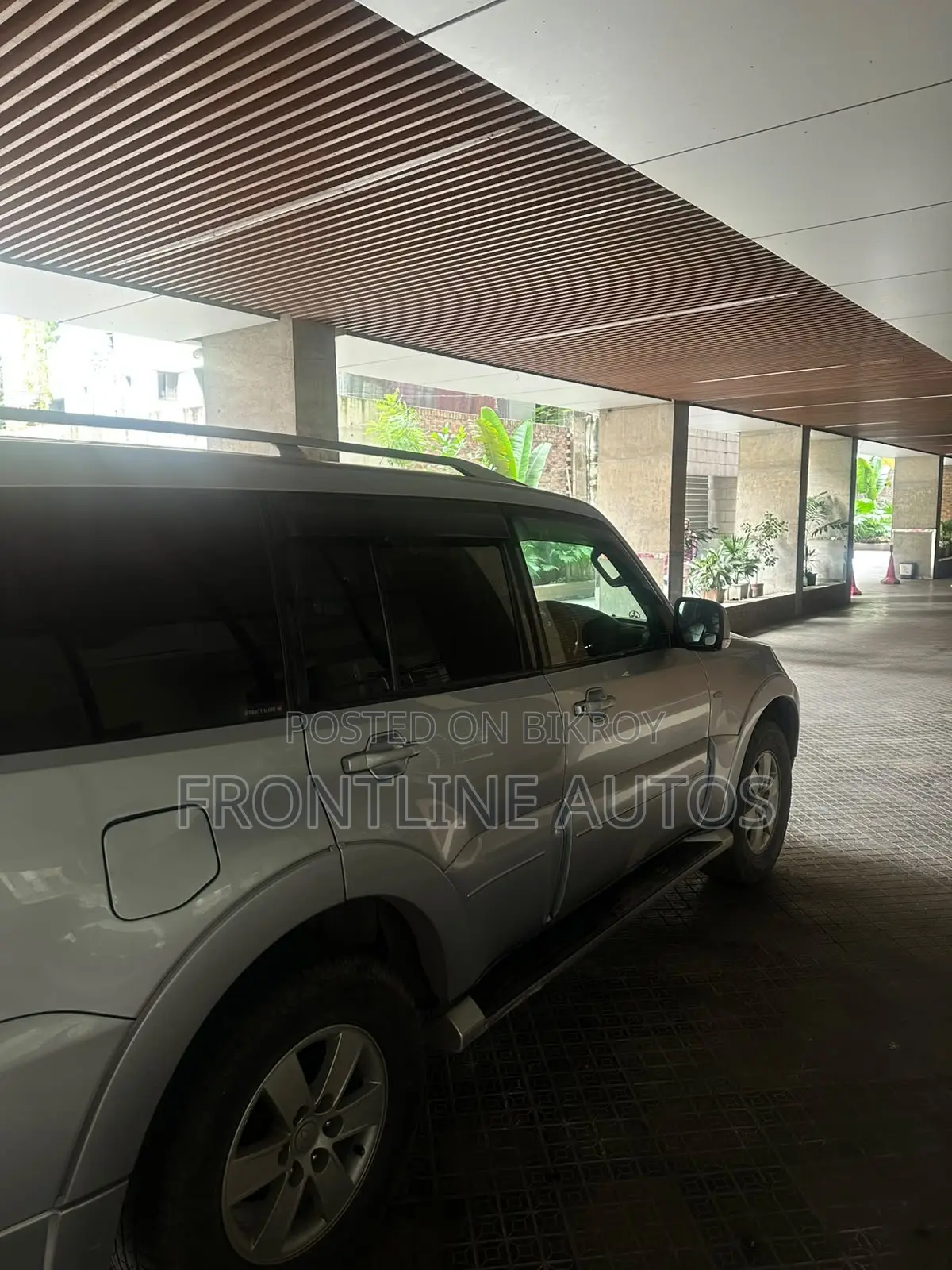 Mitsubishi Pajero 2006 Silver