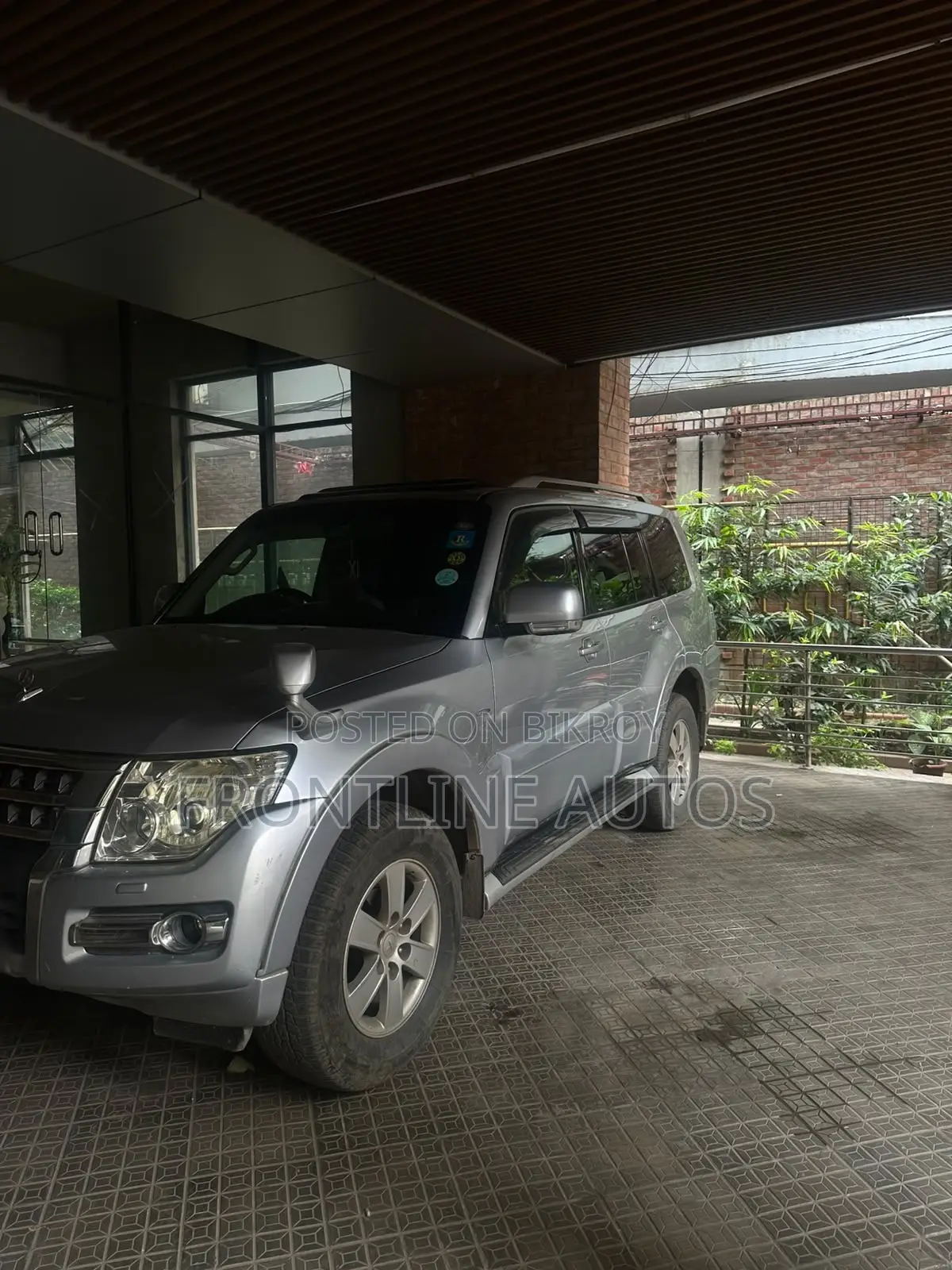 Mitsubishi Pajero 2006 Silver