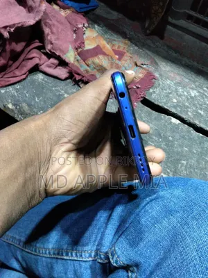 Vivo Y21 64 GB Blue