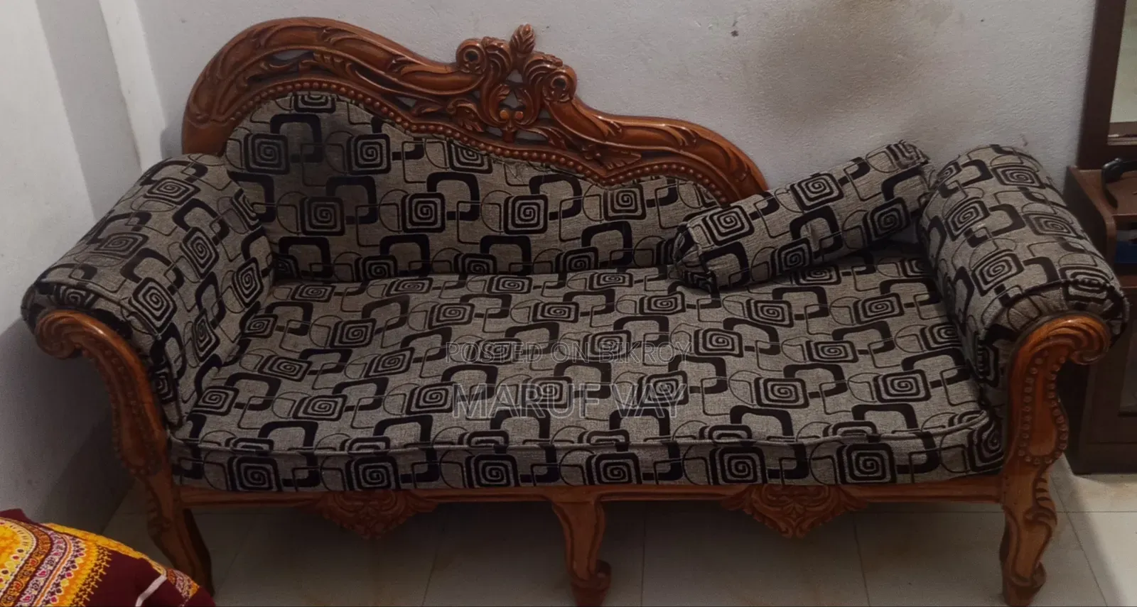 Divan Sofa