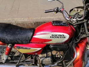 হিরো ২০০১ রেড
