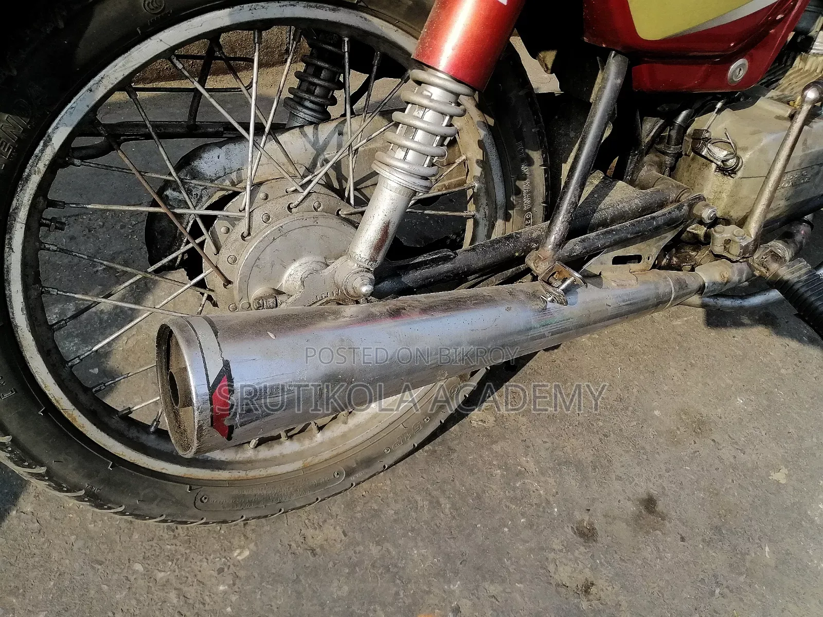 হিরো ২০০১ রেড