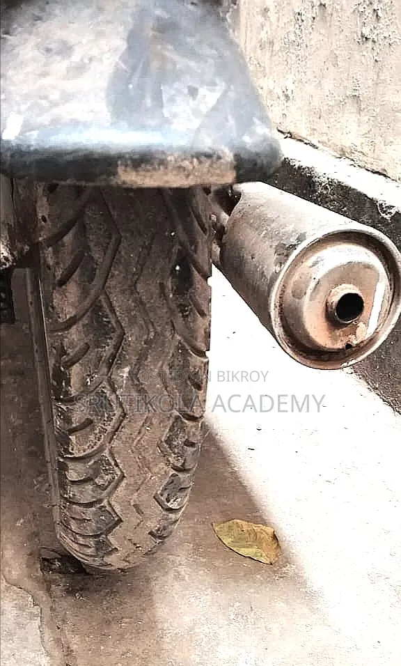 হিরো ২০০১ রেড