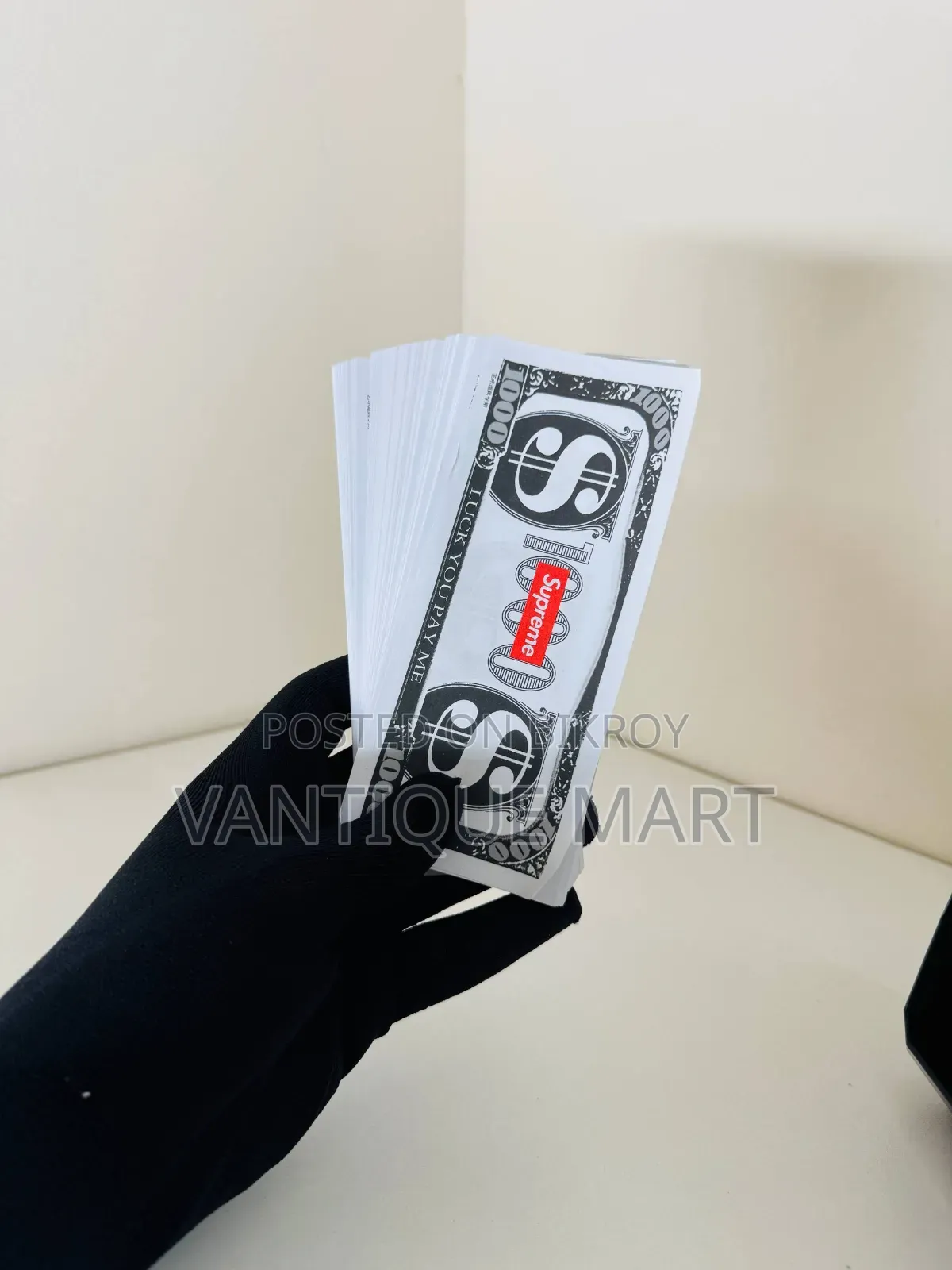 Supreme Money Gun G0701