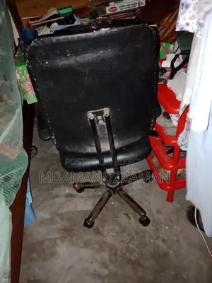 হাতলওয়ালা চেয়ার