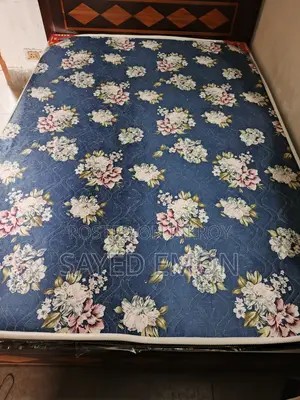 Medical Type Mattress 5/7 Feet, Custom Made from Factory