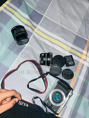 Canon EOS M6 Mirrorless Camera Body – Excellent Condition