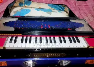 Scale Changer Harmonium