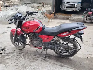 কিওয়ে আরকেএস ১২৫ ২০১৫ লাল