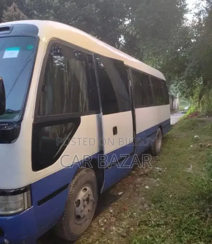 Toyota Coaster 2011 Green