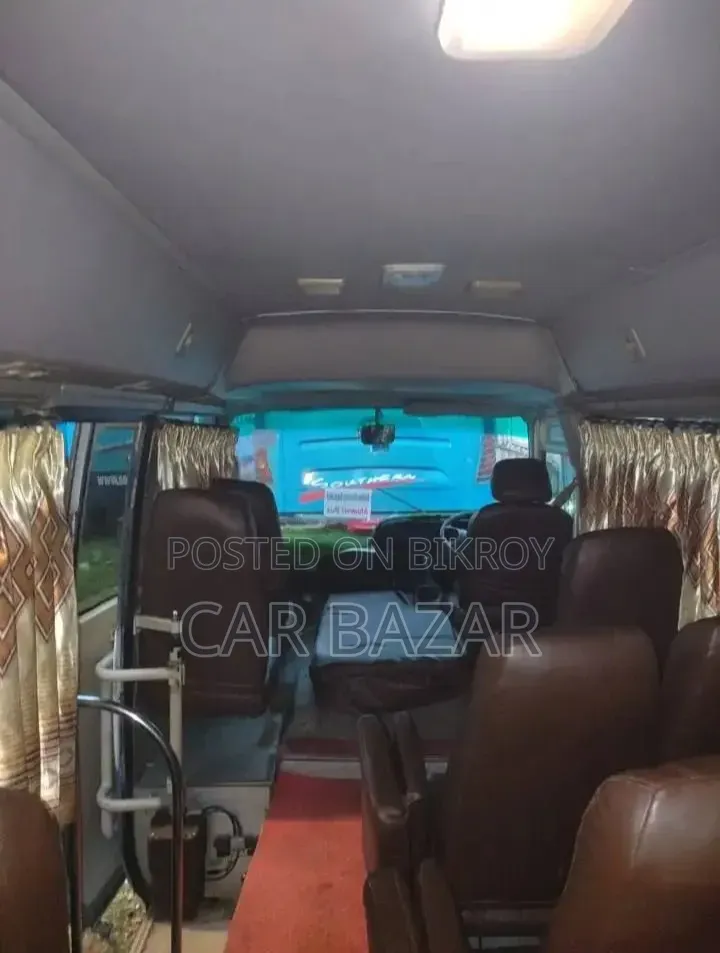 Toyota Coaster 2011 Green