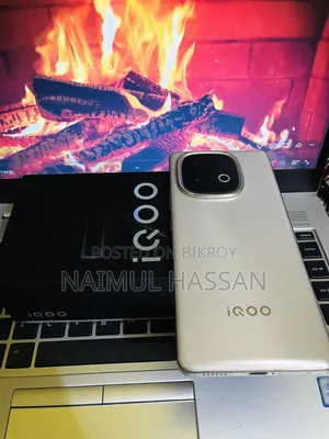 আইকিউওও জেড ১০ ২৫৬ জিবি রোজ গোল্ড