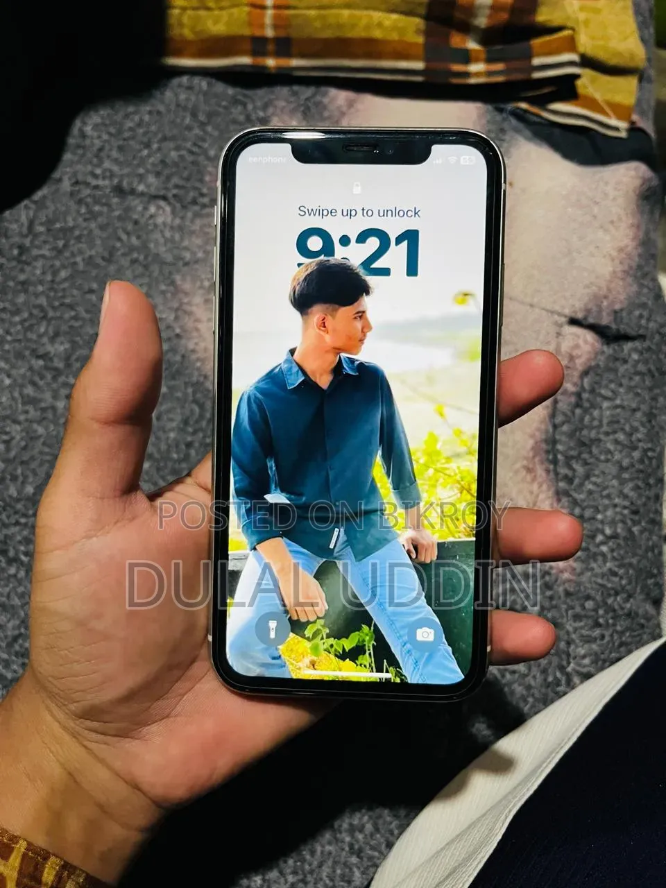 অ্যাপল আইফোন ১১ ৬৪ জিবি হোয়াইট