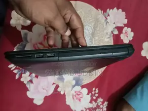 Laptop Asus A555LF 8GB Intel Core i3 SSD 5T