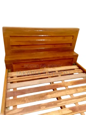 Semi Bed 4/7