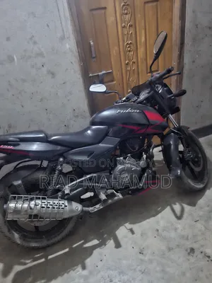 Bajaj Pulsar 150 2021 Brown