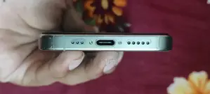 অ্যাপল আইফোন ১৫ প্রো ২৫৬ জিবি হোয়াইট