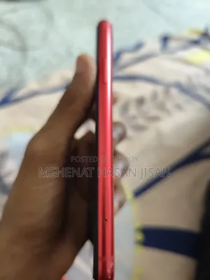 Apple iPhone 11 128 GB Red