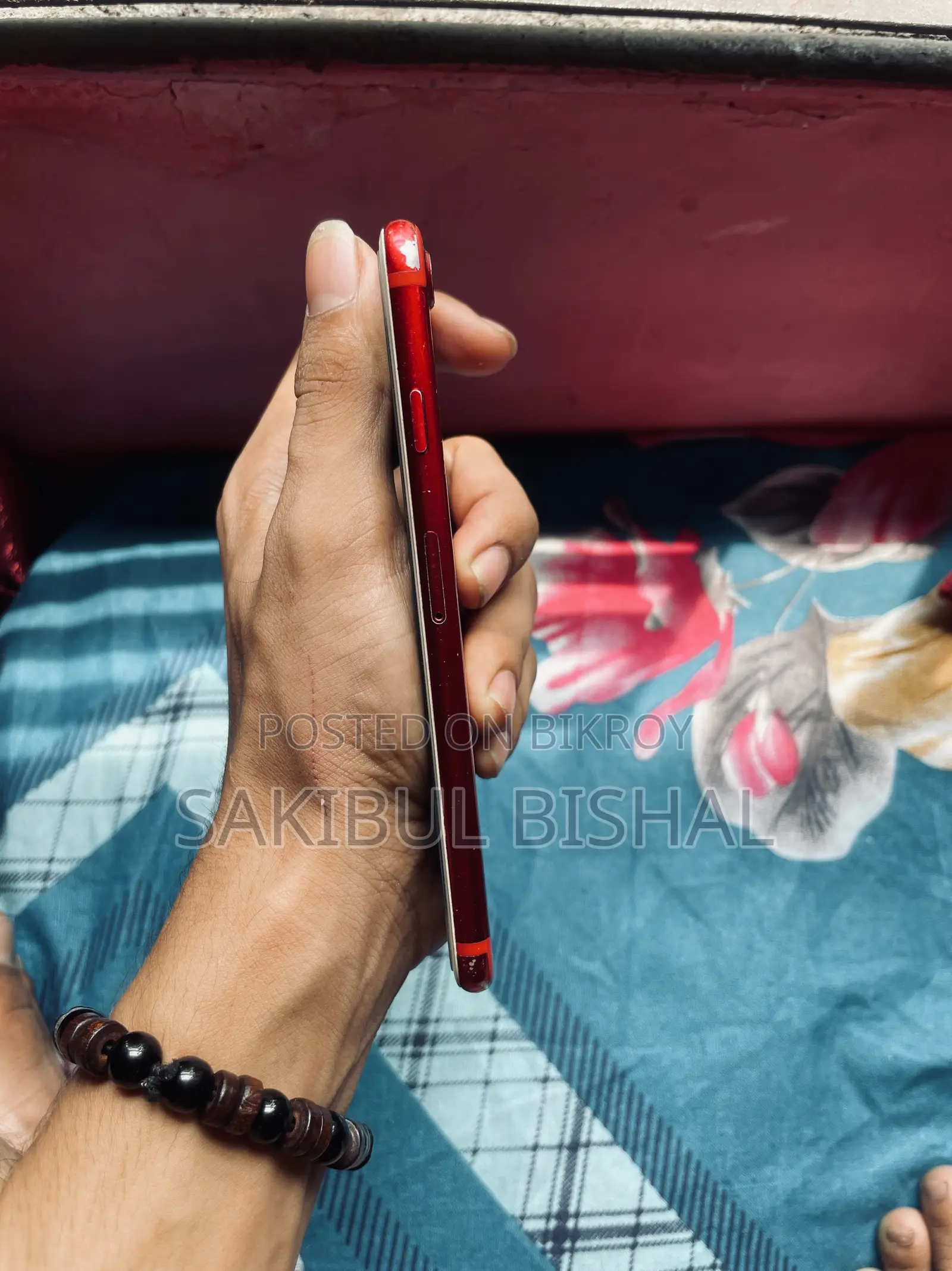 অ্যাপল আইফোন ৭ ৩২ জিবি রেড