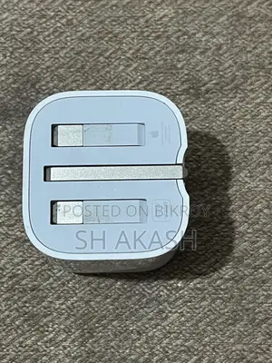 iPhone 17 Pro Max এর এডাপটার 40w