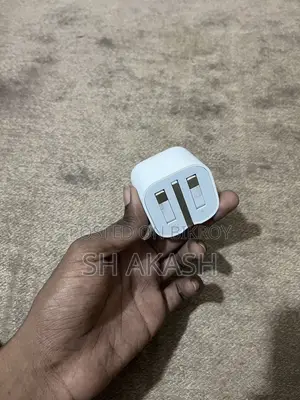 iPhone 17 Pro Max এর এডাপটার 40w