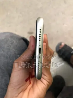 Apple iPhone 11 128 GB White