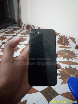 Apple iPhone 7 32 Gigabytes Black