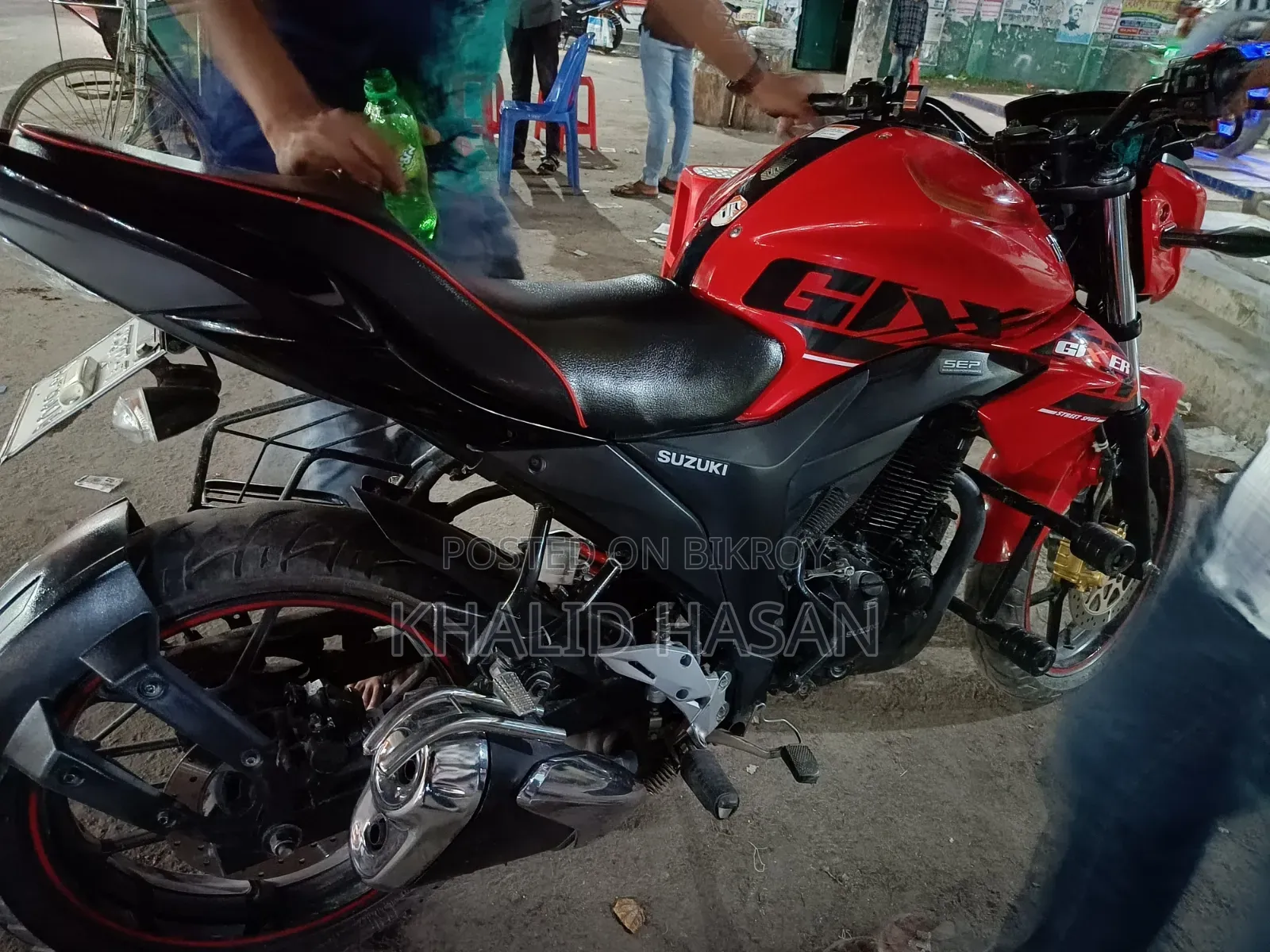 সুজুকি জিক্সার ২০১৯ লাল