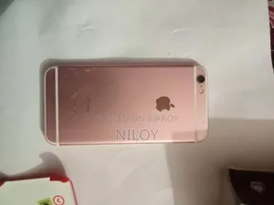 Apple iPhone 6s 64 GB Rose Gold