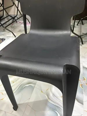 10 Plastic Chairs