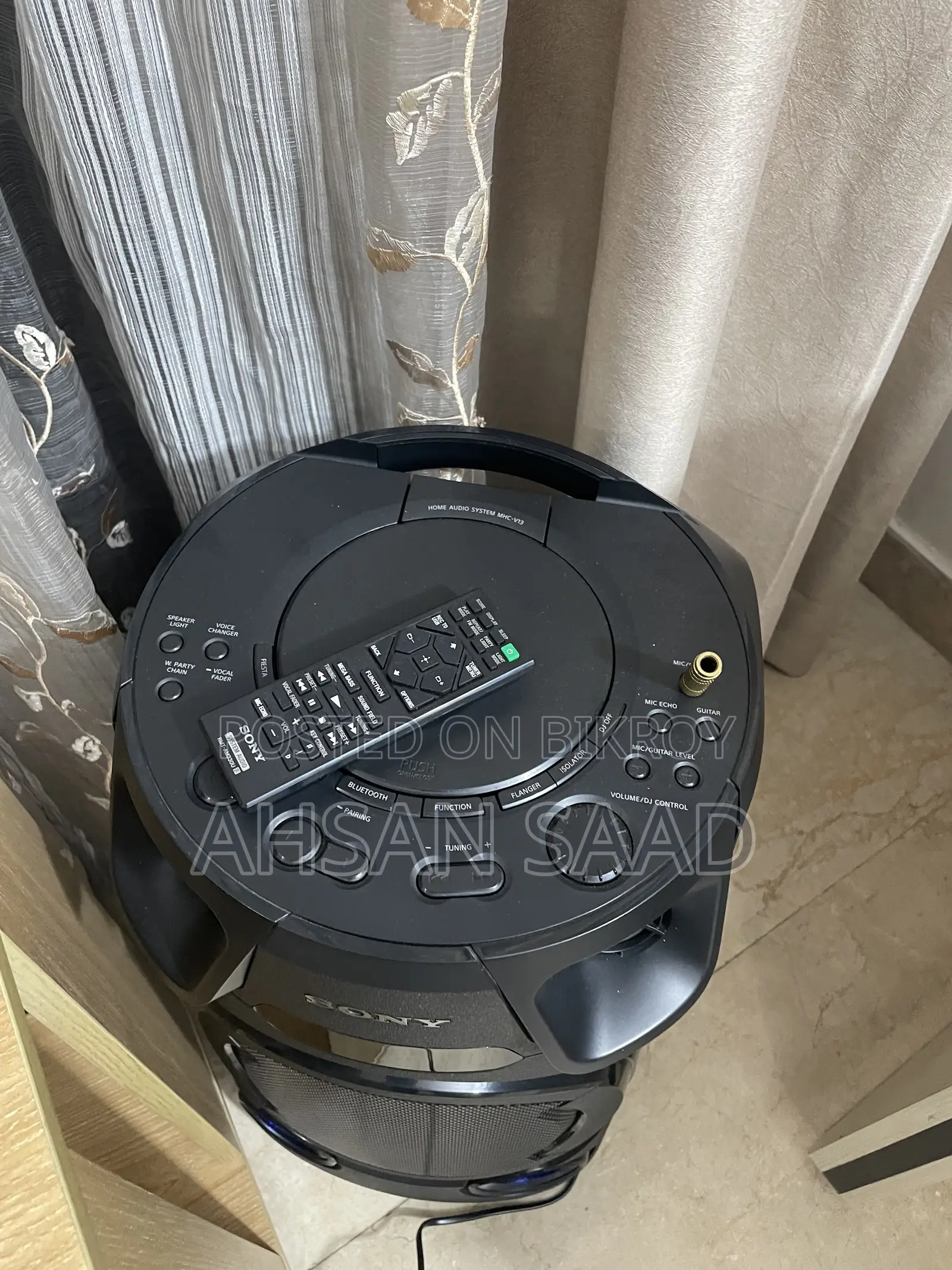 DJ Setup & Party Speaker